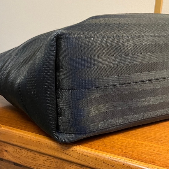 Harveys Classic Black Tote Bag - Picture 6 of 13